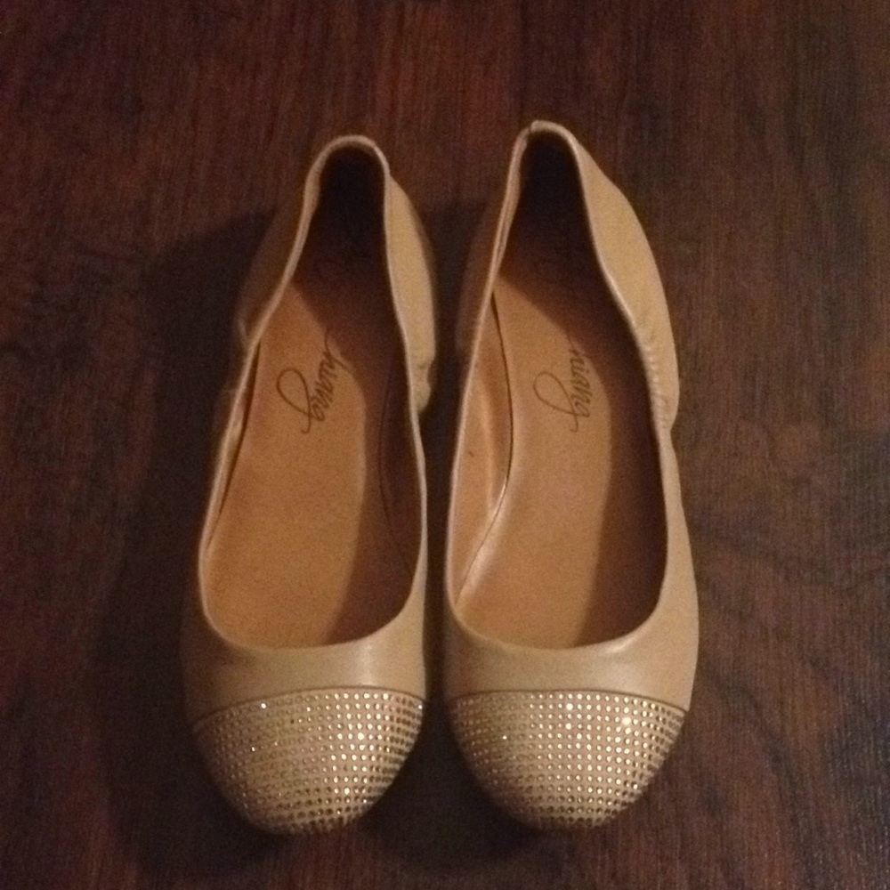 Arturo Chiang Callianna Leather Cap Flats